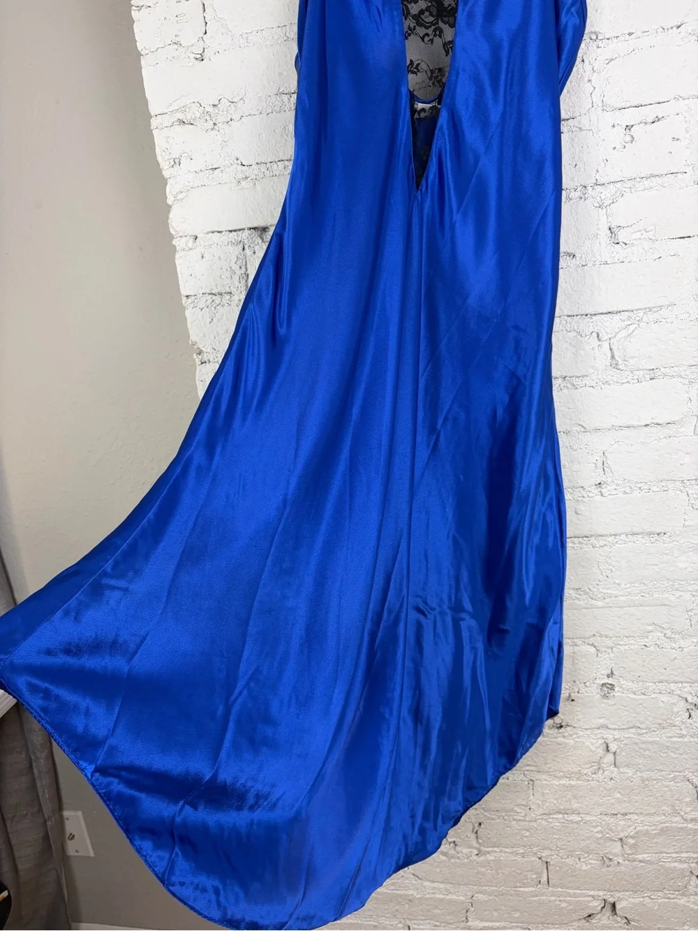 Delicates VTG Royal Blue Satin Black Lace Midi Slip Lingerie Nightie Dress Large - Picture 8 of 10